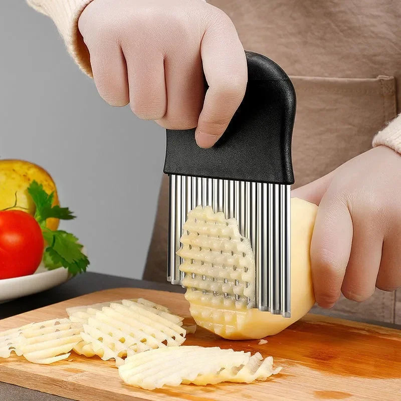Stainless Steel Potato Chip Slicer Dough Vegetable Fruit Crinkle Wavy Kitchen Knife Cutter Chopper French Fry Maker